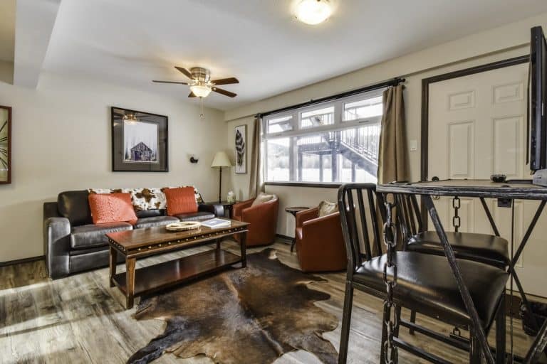 Canmore AirBnB & Vacation Property Management S&T Properties