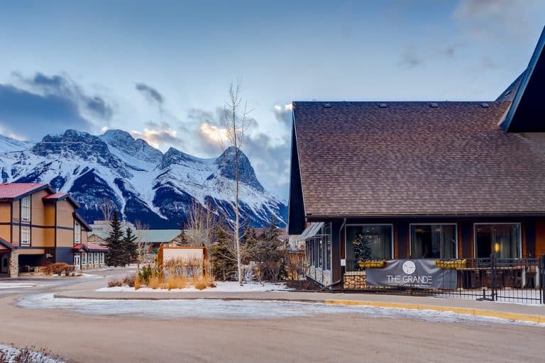 Canmore AirBnB & Vacation Property Management S&T Properties